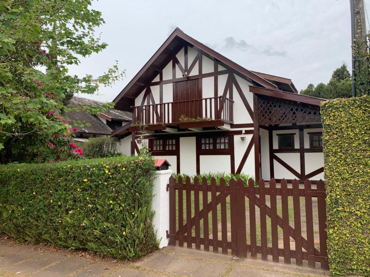 Linda Casa! Aconchegante E Com Otima Localizacao Villa Campos do Jordão Екстериор снимка
