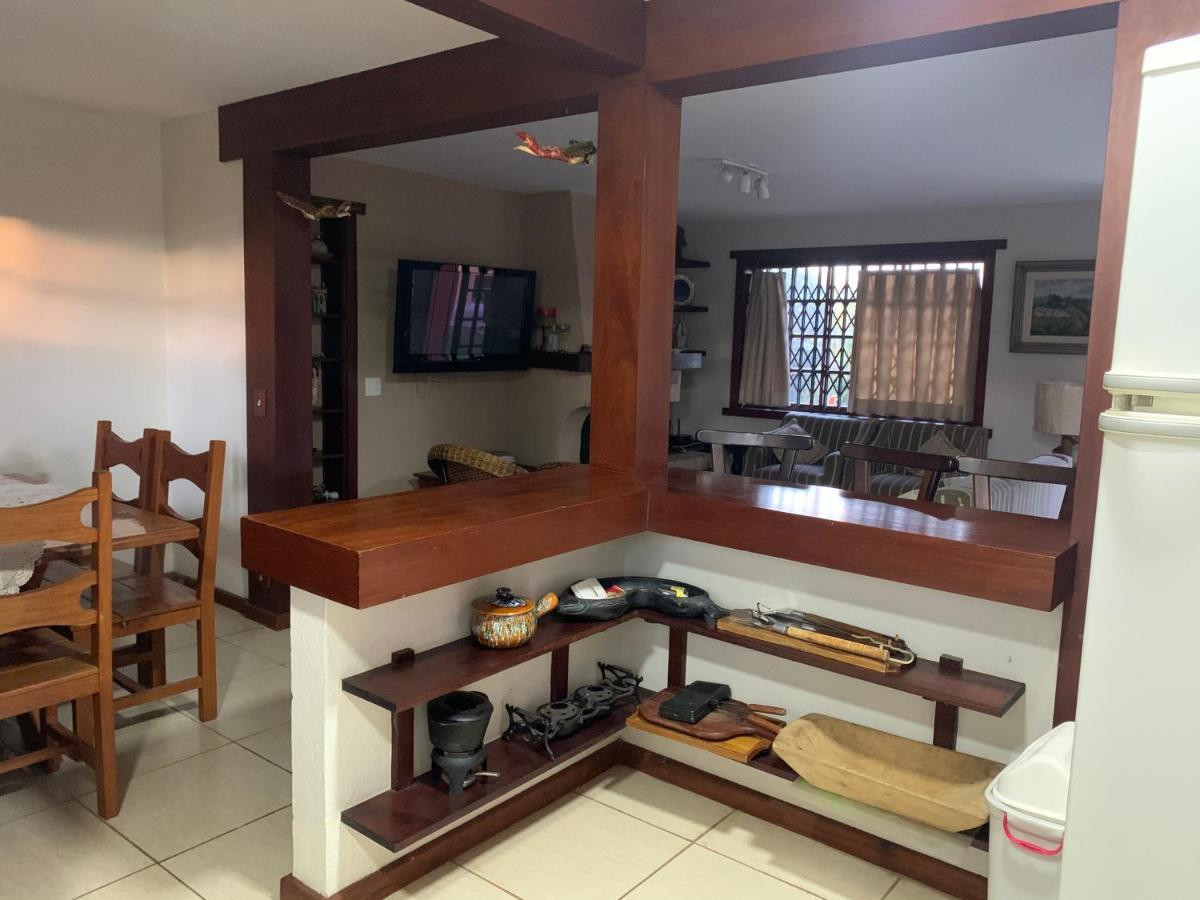 Linda Casa! Aconchegante E Com Otima Localizacao Villa Campos do Jordão Екстериор снимка