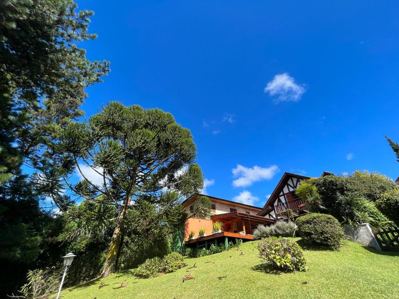 Linda Casa! Aconchegante E Com Otima Localizacao Villa Campos do Jordão Екстериор снимка